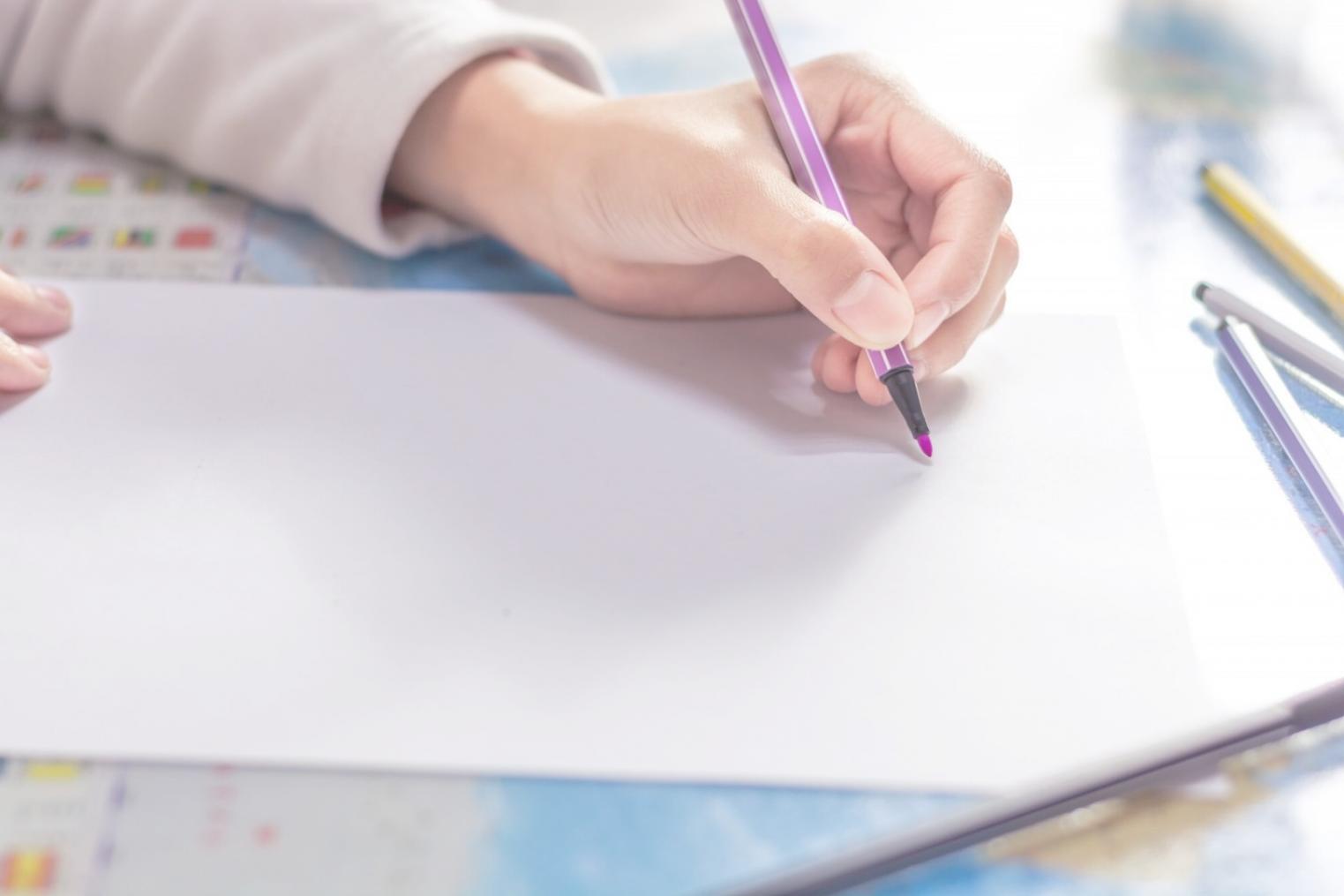 Espace de travail organisé pour les séances de coaching